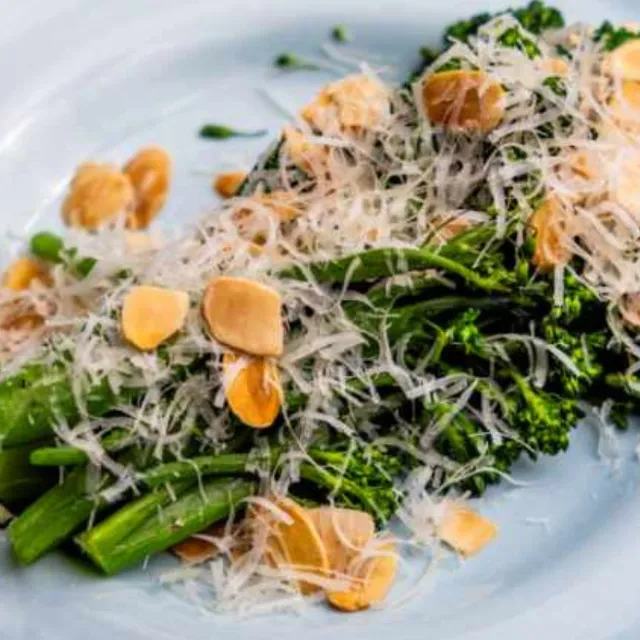 Sautéed broccolini